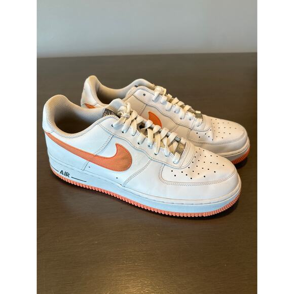 2013 Nike Air Force 1 White Atomic Red SIZE 10.5 missing insoles, touched up - Picture 1 of 8